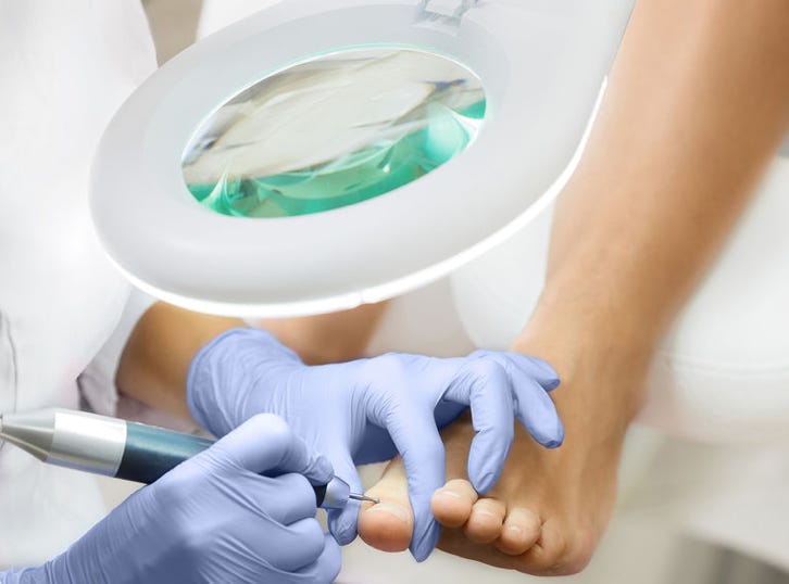 Medizinische Fußpflege für attraktive und gepflegte Füße
